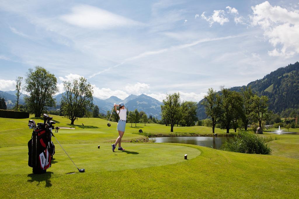 基茨比厄尔玫瑰酒店 外观 照片 Golf course in the Alps