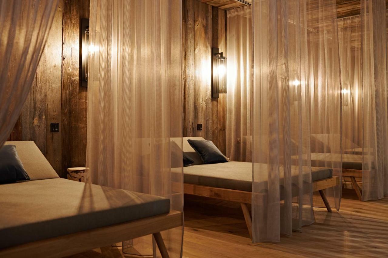 基茨比厄尔玫瑰酒店 外观 照片 The spa at The Lodge at Bluefin Bay